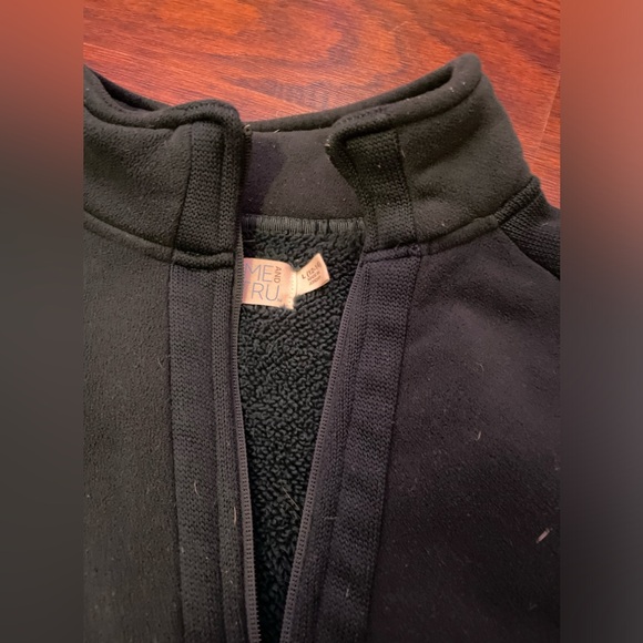 Fluffy green jacket - Picture 2 of 2